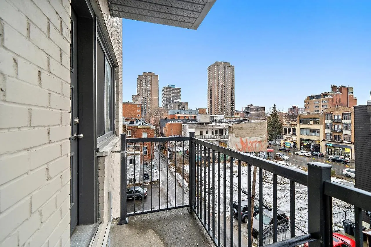 Hutchison Apartments By Restavio Montreal