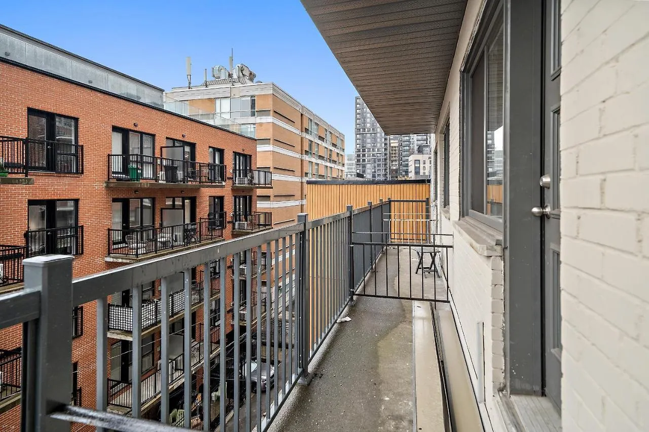 Hutchison Apartments By Restavio Montreal