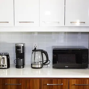 Shiny Spacious With Perfect View In Crescent Appartement